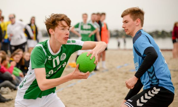 Piłka ręczna plażowa Puchar Rzut do bramki