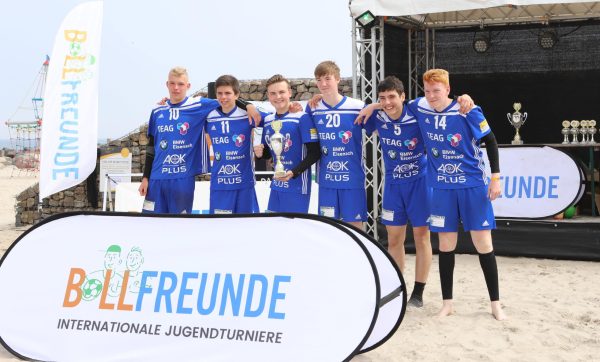 Foto della squadra di calcio in spiaggia B-Youth Beachsoccer Team Photo