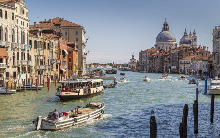 Experience the football tournament in Italy and travel through Venice by boat