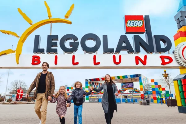 Połączenie wycieczki do Legolandu z turniejem piłkarskim dla młodzieży