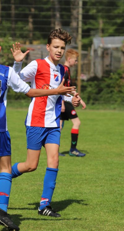 Torneo juvenil de fútbol C, Goal