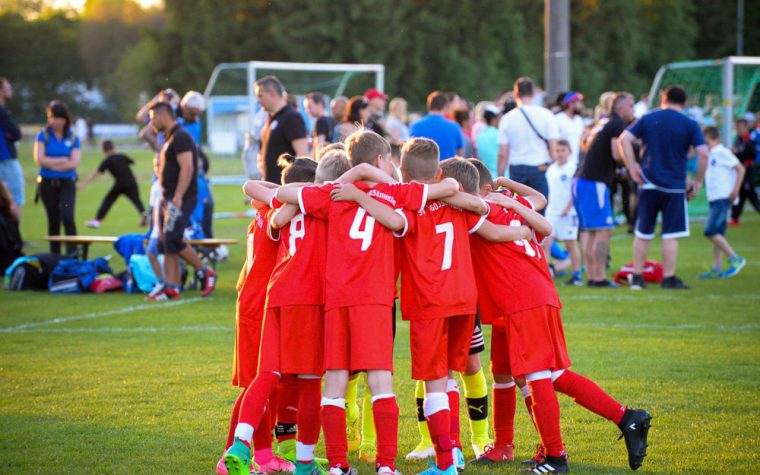 Jugendfussballturniere_E-Jugend_Mannschaftskreis_Sonne Jugendfussballturnier, E-Jugend, Mannschaftskreis