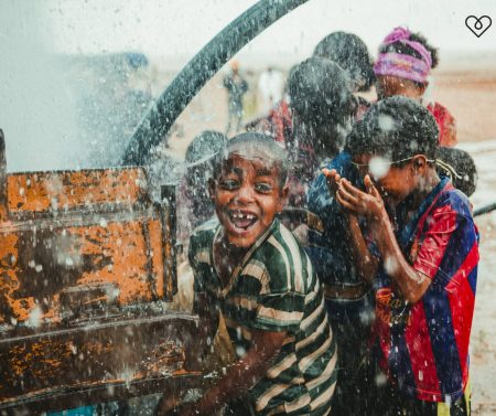 L'acqua è vita e noi sosteniamo questo progetto con la Fondazione Neven Subotic e la Ballfreunde.